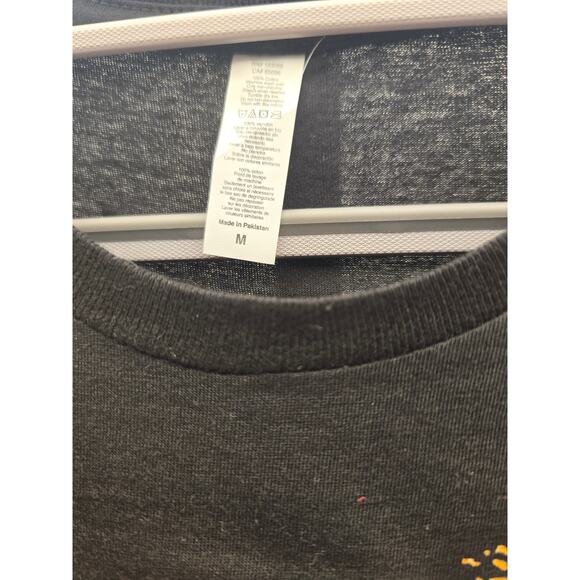 Limited Edition Artist Signed Black Graphic Tee M – Jungle Smile Design NWOT - Picture 4 of 5